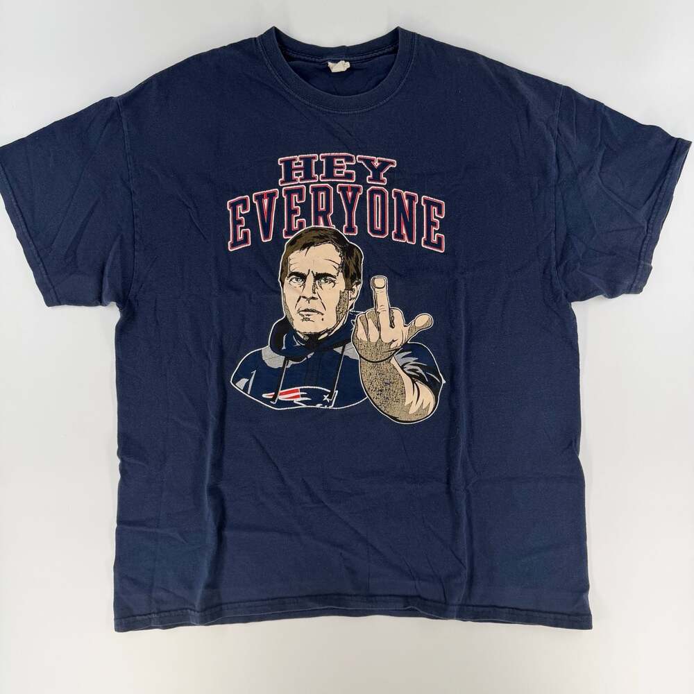0751 LargeVintage Bill Belichick Patriots 'Hey Everyone' Graphic T-Shirt